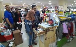 Dua Kali Beraksi, Wanita Pencuri HP Di Luwes Ngawi Ditangkap