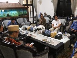 Jelang Nataru 2025, Plt Bupati Sidoarjo Pastikan Stok Kebutuhan Pokok di Pasaran Aman