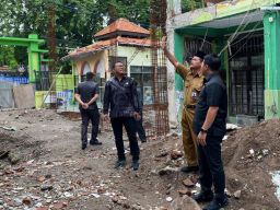 Soal Proyek SMPN 3 Waru Hampir Rp 3 Miliar Mangkrak Berbulan-Bulan, Dewan Bakal Panggil Kepala Dikbud Sidoarjo