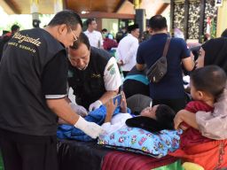 Peringati Harjasda ke 166 Tahun 2025, Pemkab Sidoarjo Gelar Khitan Massal 190 Anak Gratis