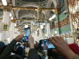 Rombongan Jamaah Umrah Harus Buru Tiket Taman Surga di Masjid Nabawi Kota Madinah Lewat Aplikasi Nusuk