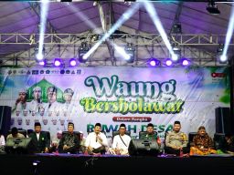 Ikut Shalawat Ruwah Desa Waung, Plt Bupati Sidoarjo Sampaikan Beberapa Janji Program Prioritas