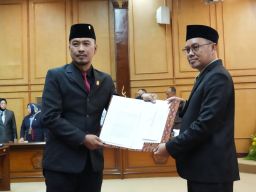 PAW Kusumo Gantikan Almarhum Sudjalil di Dapil 4, Ketua DPRD Sidoarjo Berharap Jaga Harmonisasi dan Produktifitas