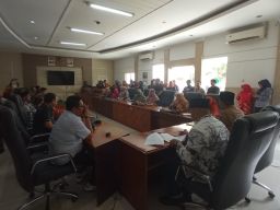 Galau Wadul DPRD, Puluhan Perwakilan CASN P3K Sidoarjo Desak Pencabutan SE Menpan RB Soal Penundaan Pengangkatan