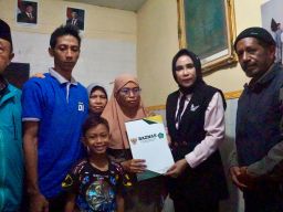 Wabup Sidoarjo Takziah ke Balita Korban Terjebur Sungai di Krian, Minta Dinas Terkait Bangun Pengaman Pembatas