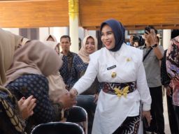 Mimik Idayana : Profesionalisme Pendidik Wujudkan Pendidikan Akhlak Sebagai Pondasi Karakter Anak SD