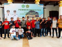 Asal Mau Berdialog, Bupati Upayakan Deltras Harus Tetap Bisa Bermarkas di Sidoarjo