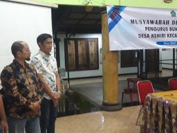 Dongkrak Perekonomian Desa, Mantan Ketua PWI Sidoarjo Dilantik Jadi Bendahara BUMDes Kemiri