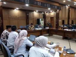 Belum Cerminkan Keadilan, Dewan Soroti Dana BOSDA Dikelola Dikbud Sidoarjo Sisa Rp 5 Sampai Rp 7 Miliar Per Tahun