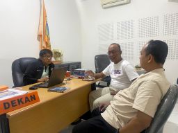 Tingkatkan SDM dan Profesionalisme Anggota SMSI Jatim, Fikom Unitomo Surabaya Siapkan 100 Kuota Beasiswa