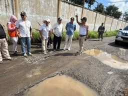Ngadu Dinas PUBM Bulanan Tak Digubris, Disidak Bupati Sidoarjo Dijanjikan Jalan Sebani Tarik Dibeton Tahun Depan