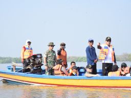Diterjang Rob Bupati Sidoarjo Janji Fungsikan 2.000 Hektar Tambak Kalanganyar, Jalin Kerjasama Provinsi dan Kementerian