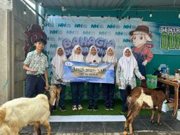Jelang Idul Adha 1446 Hijriyah, Siswa SMP Al Muslim Angkatan 22 Jalani Kelulusan dengan Berbagi Hewan Kurban