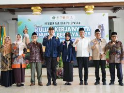 Lepas KKN 492 Mahasiswa Unusida, Bupati Sidoarjo Berharap Bisa Jadi Inspirasi Perubahan di Tingkat Desa