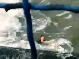 Diduga Depresi Putus Cinta, Pemuda Asal Wonoayu Sidoarjo Terjun Bebas ke DAM Rolak Songo Usai Titip Motor Beat Merah