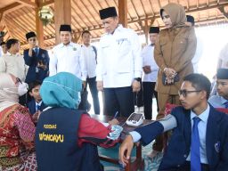 Dukung Program Cek Kesehatan Gratis, Wamenag Apresiasi Pelaksanaan di Ponpes Al Amanah Junwangi Sidoarjo