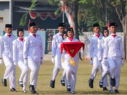 Siswi SMA Al Muslim Sukses Jadi Pembawa Baki Paskibra di Upacara HUT RI ke 80 di Waru