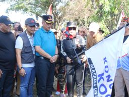 Ajak Jaga Persaudaraan dan Silaturrahmi, Wabup Sidoarjo Tandai Kongres VI Kosti Berangkatkan Ngonthel Bareng