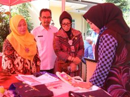 Wabup Sidoarjo Persilahkan Rumdin Dijadikan Komda Lansia Wadah Berbagi Kesehatan dan Keterampilan