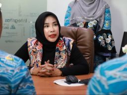 Direstui Bupati, Wabup Sidoarjo Penuhi Tuntutan Warga Nonaktifkan Lurah Ngelom Taman