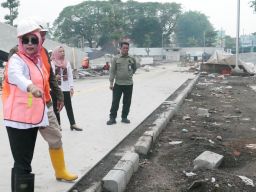 Warning Rekanan, Wabup Sidoarjo Kembali Sidak Progres Pekerjaan Revitalisasi Alun - Alun Sidoarjo