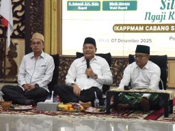 Kuatkan Nilai Kebersamaan, Bupati Sidoarjo Silaturrahmi Ngaji Kitab Bersama IKAPPMAM Cabang Kota Delta