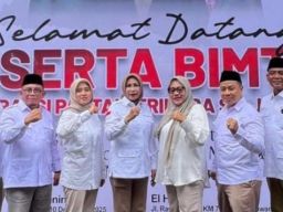 Perkuat Solidaritas dan Visi Perjuangan, Ketua DPC Bersama Fraksi Gerindra Sidoarjo Ikuti Bimtek di Banyuwangi