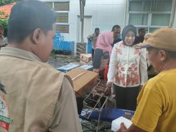 Ajak Petani Makin Produktif, Wabup Sidoarjo Serahkan Bantuan Alsintan untuk Para Petani di Kota Delta