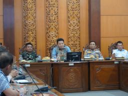 Dieksekusi Secepatnya, Bupati Sidoarjo Putuskan Bongkar Tembok Pembatas Mutiara Regency, Warga dan Penasehat Hukum WO