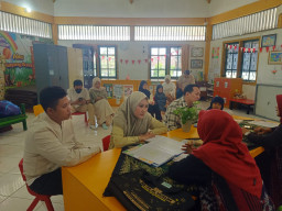 Terapkan Program GEMAR dan GATI, KB TK Al Muslim Perkuat Peran Ayah dalam Pendidikan dan Pengasuhan Anak Sejak Dini