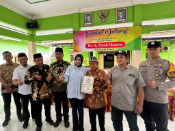 Wabup Serahkan Hasil Rehab RTLH Milik Warga Sidorejo Krian, Pemkab Sidoarjo Bakal Perbaiki 800 Rumah Lagi Tahun 2026