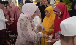 Baca juga : Cari Keberkahan Lailatul Qadar, Wabup Sidoarjo Mimik Idayana dan KH Said Aqil Siradj Santuni Ratusan Anak Yatim