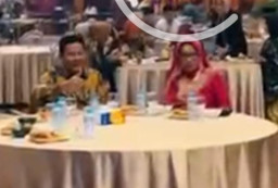 Baca juga : Ironi "Bollywood" Sidoarjo, Ikut Hadiri Pesta Bupati Subandi Mala Janji Tegur Sekda Secara Lisan