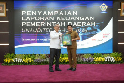 Baca juga : Tepat Waktu, Bupati Sidoarjo Serahkan LKPD Unaudited 2025 ke BPK RI Jatim Berharap Tingkatkan Standarisasi Laporan