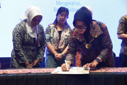Tekan Angka Kematian Ibu dan Bayi, Pemkab Sidoarjo Kuatkan Kolaborasi Profesi Launching Sido Simpati
