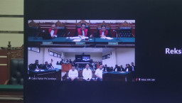 Baca juga : Sidang Perdana Dugaan Korupsi Bupati Ponorogo Nonaktif Sugiri Dkk Mulai Disidangkan, Kerahkan 12 Pengacara Kondang