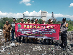 Baca juga : Jadi Tumpukan Sampah Plastik Industri, DLHK Sidoarjo Tutup TPA Liar Trompoasri Jabon Siap Fungsikan TPST Mangkrak