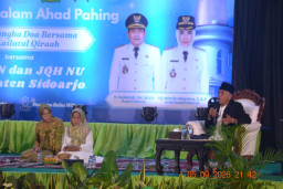 Bupati Sidoarjo Mohon Doa Para Ulama Bangun Kota Delta Saat Semaan Jatman di Pendopo Delta Wibawa