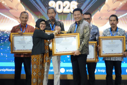 Baca juga : Diakui Nasional, Tata Kelola Arsip di Pemkab Sidoarjo Raih Predikat Sangat Memuaskan dari ANRI