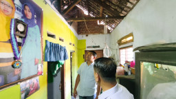 Sentuh Hati Warga, Bupati Subandi Sidak RTLH di Krembung Instruksikan Kamar Tidur Menyatu Kamar Mandi Diperbaiki