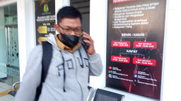 Baca juga : Kasus TKD Damarsi Jadi Rumah Kos Elite, 4 Perangkat Desa Diperiksa Tim Pidsus Kejari Sidoarjo Maraton 7 Jam
