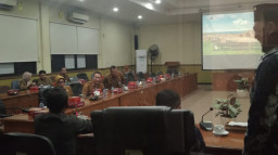 Baca juga : Desak Beri Jamin Netralitas Proses Seleksi Direksi Perumda Delta Tirta Sidoarjo, Dewan Kompak ‘Semprot’ Pansel