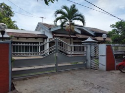 Baru Kerja, PRT di Sidoarjo Diduga Gasak Perhiasan dan Uang Tunai Majikan Saat Bersih-Bersih Kamar