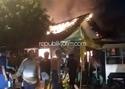 Toko Sembako di Pertigaan Patung Kuda Jedongcangkring Prambon Ludes Terbakar