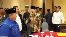 Deklarasi Bacabup Haris Sempat Dihampiri Wabup Sidoarjo