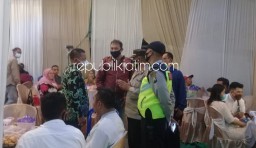 Petugas Gabungan Hentikan Hajatan Pernikahan Warga Jerukgamping Krian
