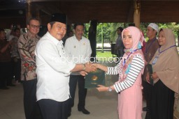 BPN Sidoarjo Serahkan 60.000 Sertifikat Tanah Ke Warga dan Instansi Pemerintah