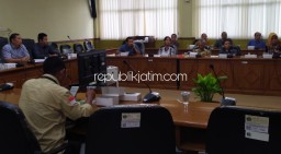 Dewan Rekomendasikan Tower di Perumahan Pucang Indah Sidoarjo Dibongkar