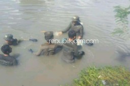 Korban Tenggelam Siswa SMPN 5 Kedua Ditemukan Tim Amfibi di Dekat Kampung Nelayan