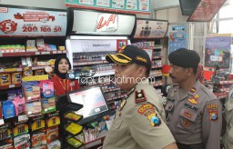 Antisipasi Penimbunan, Polisi Cek Stok Masker di Sejumlah Tempat Penjualan